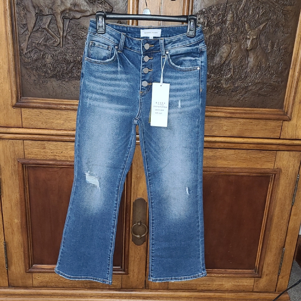 Risen Crop  Flare Jeans